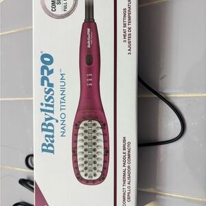 NEW BaBylissPRO Nano Titanium Paddle Brush